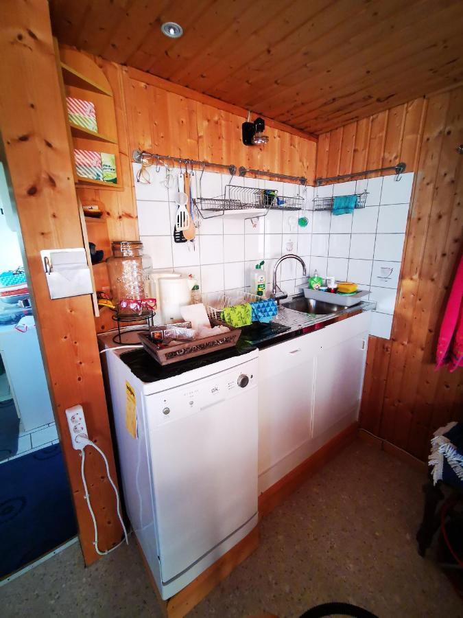 Ferienhaus Mit Riesen Garten, Drei Terrassen, Toller Aussicht Am Waldrand, Auch Als Monteur-Wohnung Hemer Luaran gambar