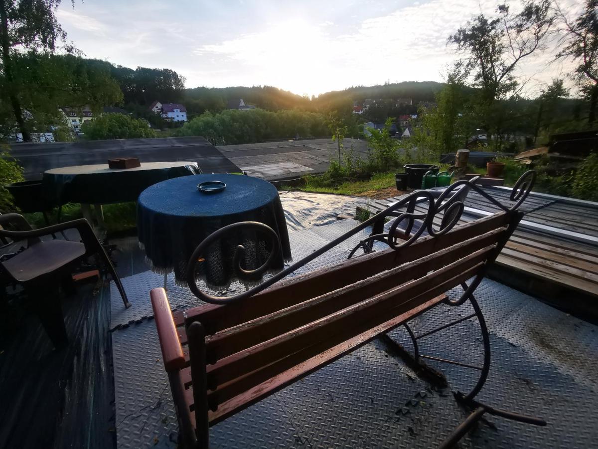 Ferienhaus Mit Riesen Garten, Drei Terrassen, Toller Aussicht Am Waldrand, Auch Als Monteur-Wohnung Hemer Luaran gambar