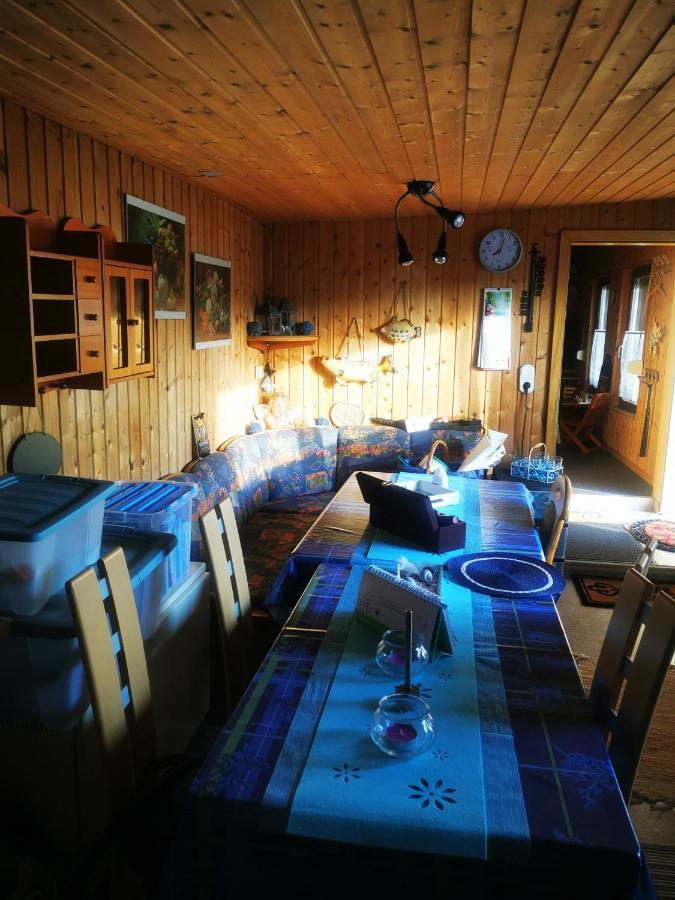 Ferienhaus Mit Riesen Garten, Drei Terrassen, Toller Aussicht Am Waldrand, Auch Als Monteur-Wohnung Hemer Luaran gambar