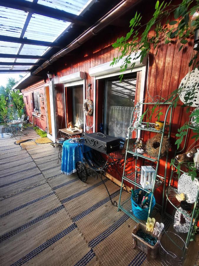 Ferienhaus Mit Riesen Garten, Drei Terrassen, Toller Aussicht Am Waldrand, Auch Als Monteur-Wohnung Hemer Luaran gambar